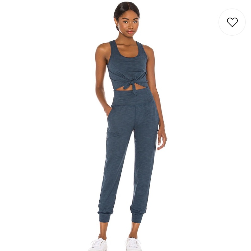NWOT beyond yoga ribbed joggers